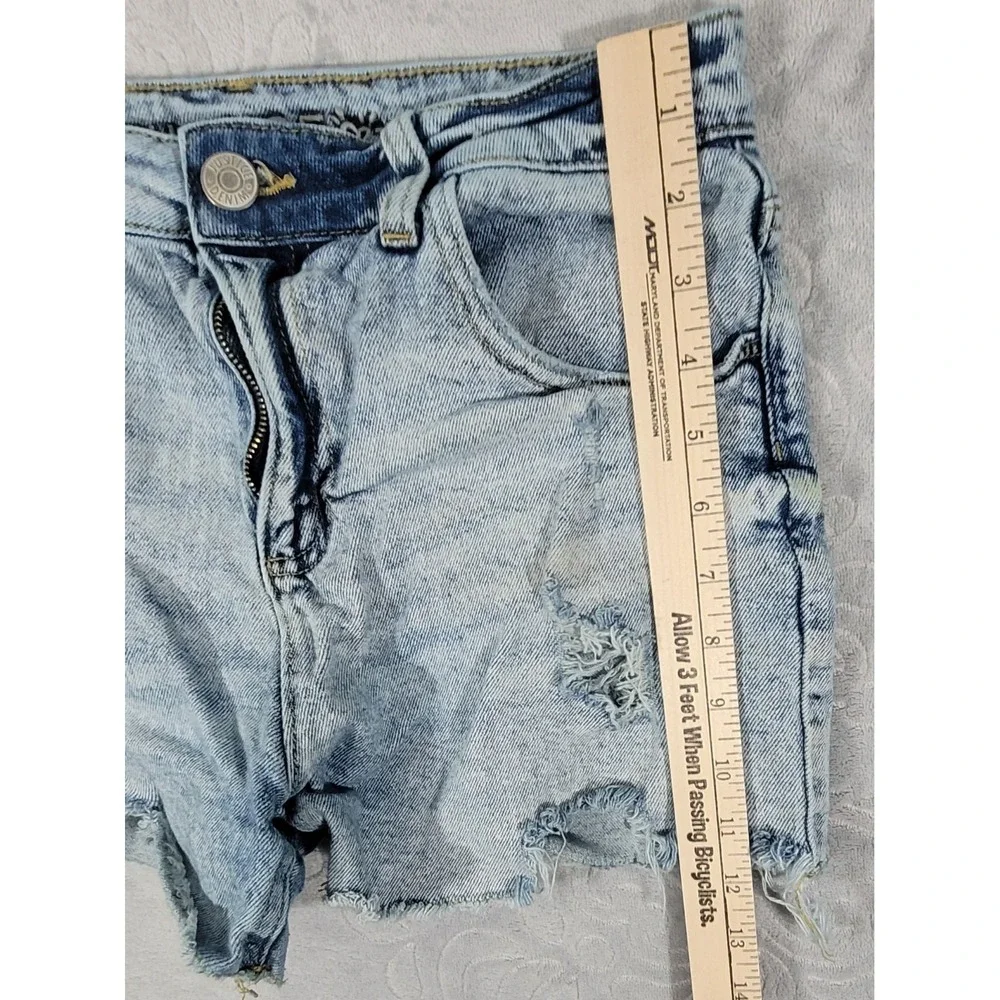 Justice Girls Blue Denim Distressed Shorts Size 16 Mini Mom Shorts Mid Rise